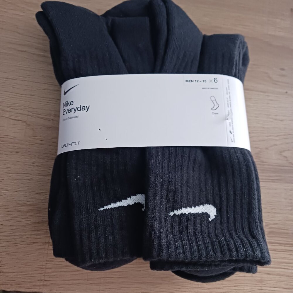 Nike Dri Fit Cushion Crew Socks